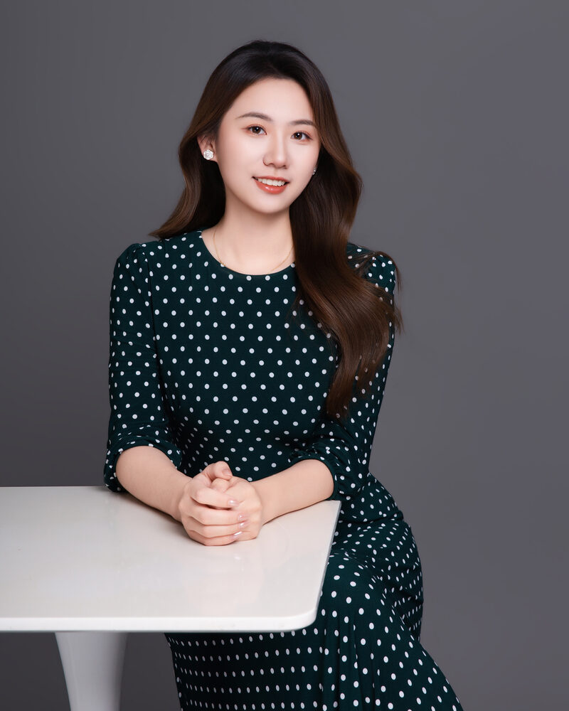 Qiyue Li, host of Tomorrow AI